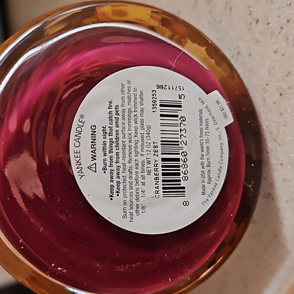 YANKEE CANDLE - Picture 5 of 8